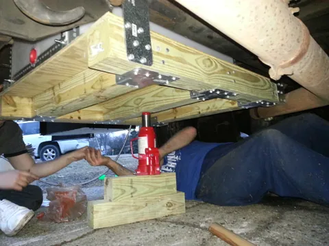 Again, the bottle jack to the rescue